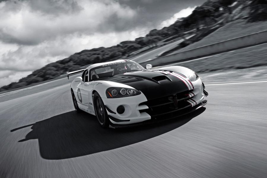  Dodge Viper SRT10 ACR-X 2010 года  (фото 3 из 13)
